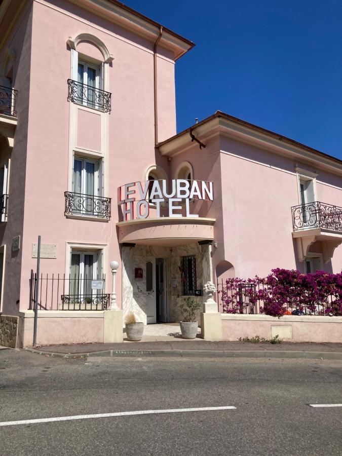 Le Vauban Hotel วีลล์ฟรองซ์-ซูร์-แมร์ ภายนอก รูปภาพ